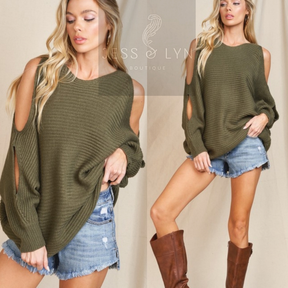 🆕 JAMESYN- Olive Oversized Boyfriend Knit Sweater w/Open Arm Detail